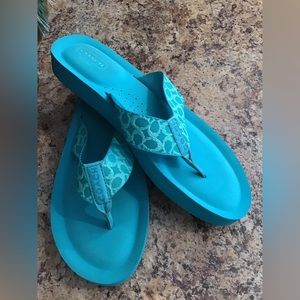 Turquoise Coach Flip Flop Sandals 🩴 size 9